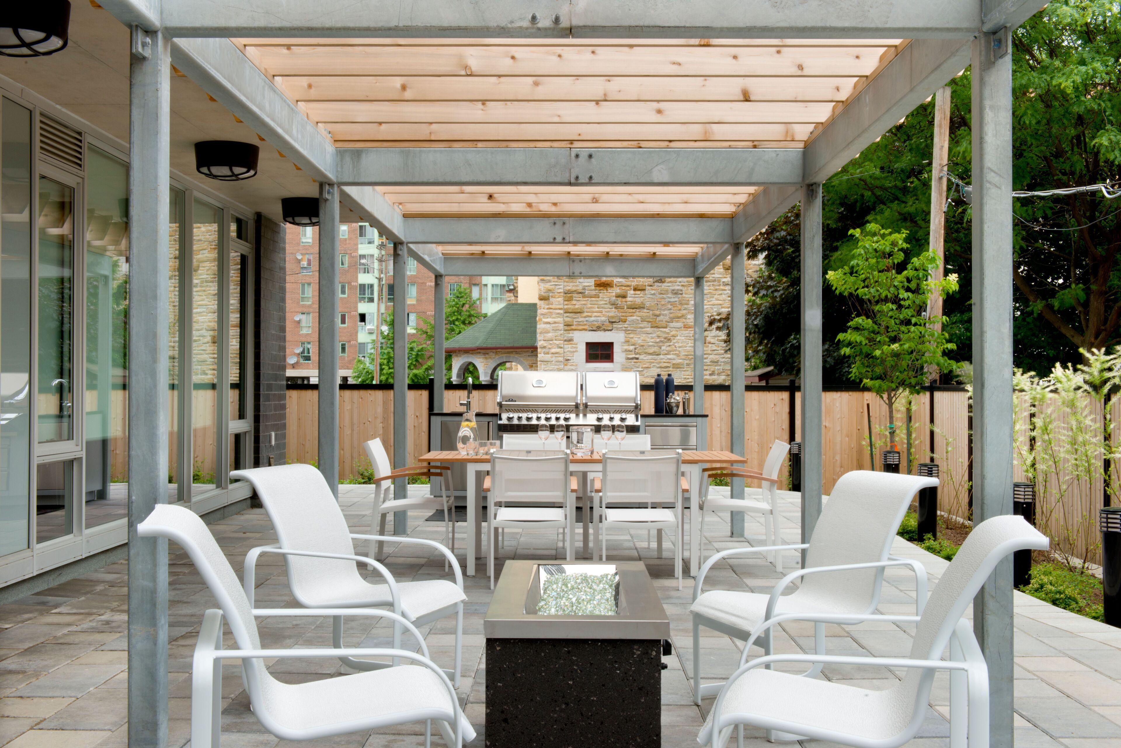 Aparthotel Soho Residences Lisgar 4*