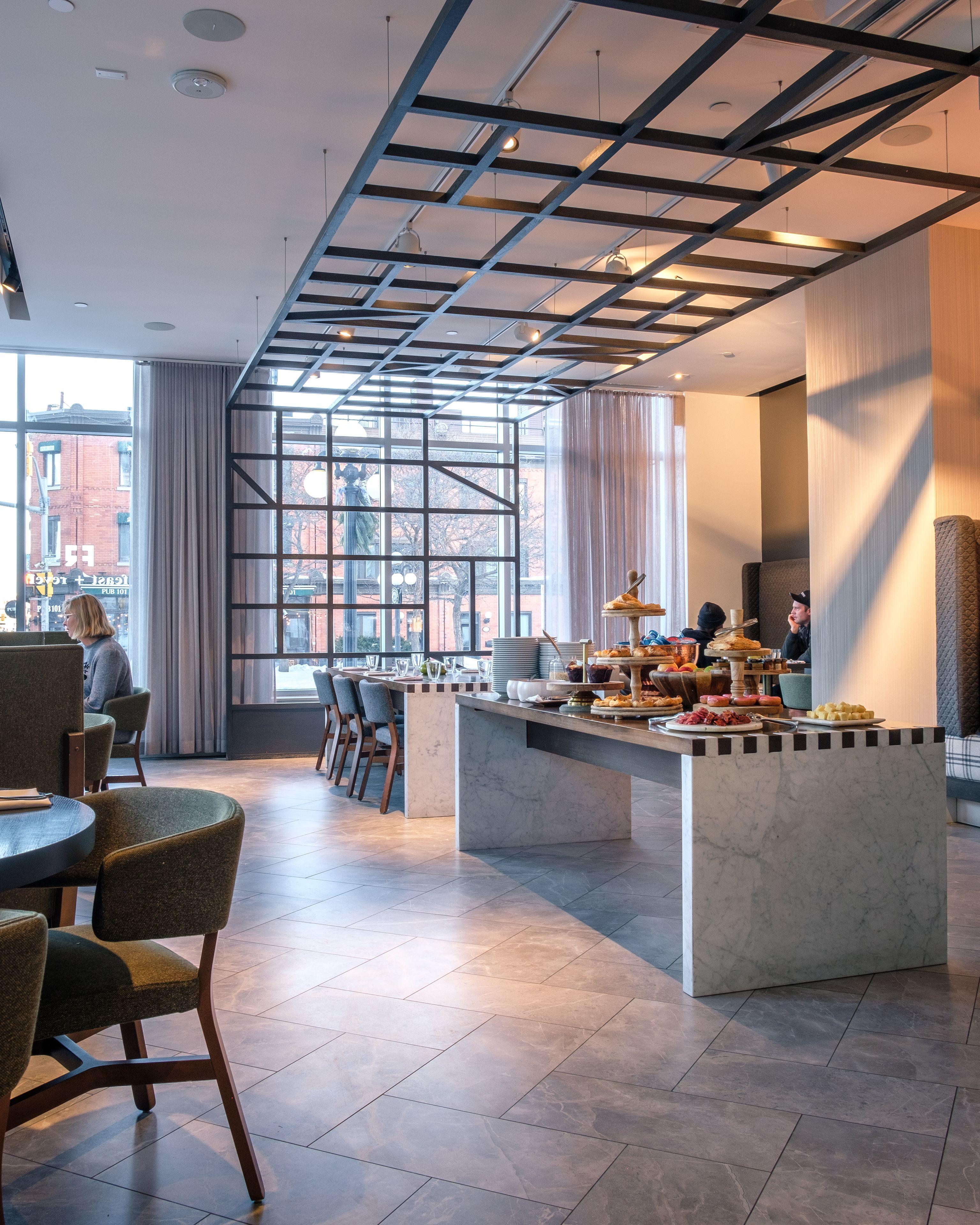 Andaz Ottawa Byward Market, By Hyatt Hotel Ottawa