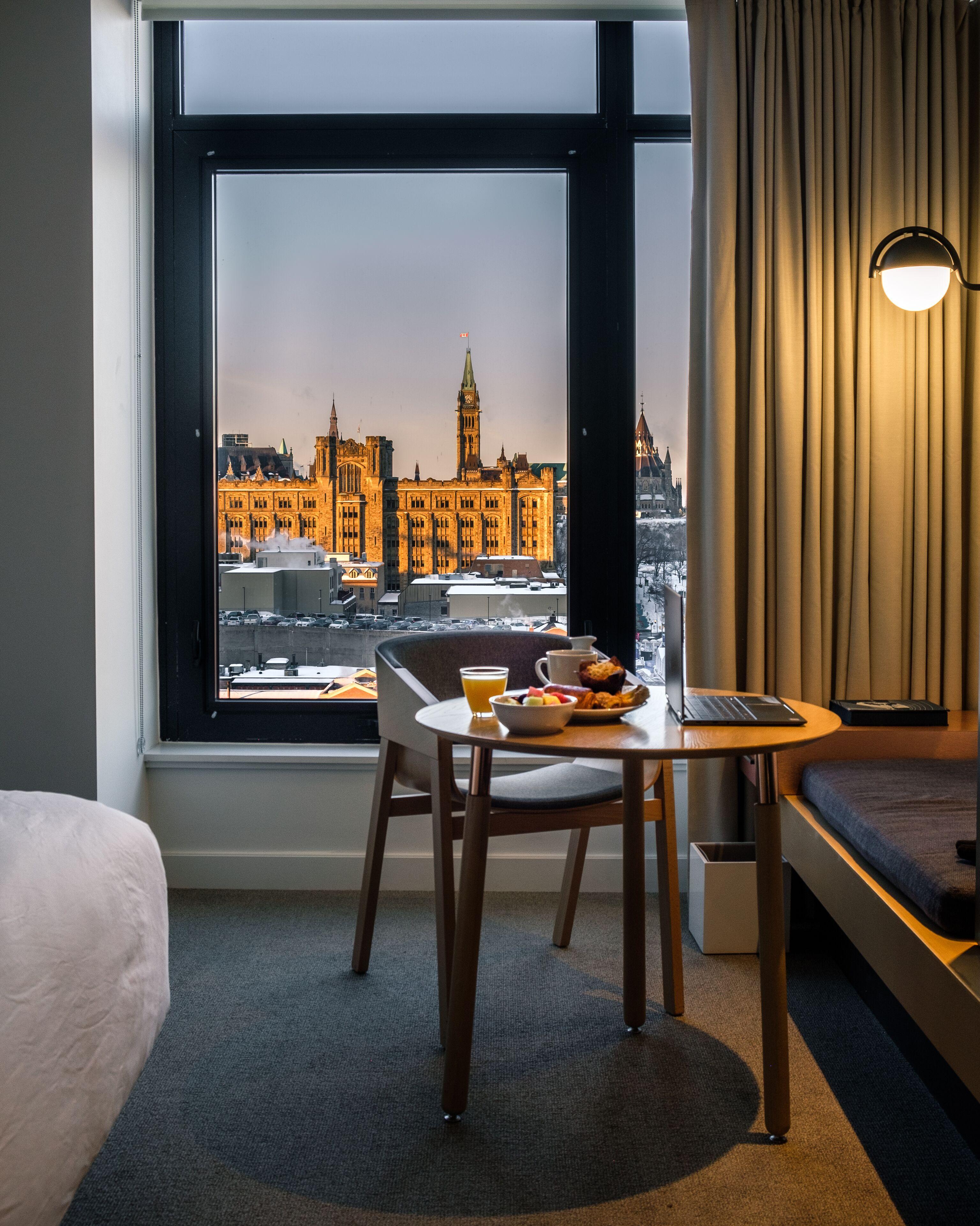 Andaz Ottawa Byward Market, By Hyatt Hotel Ottawa