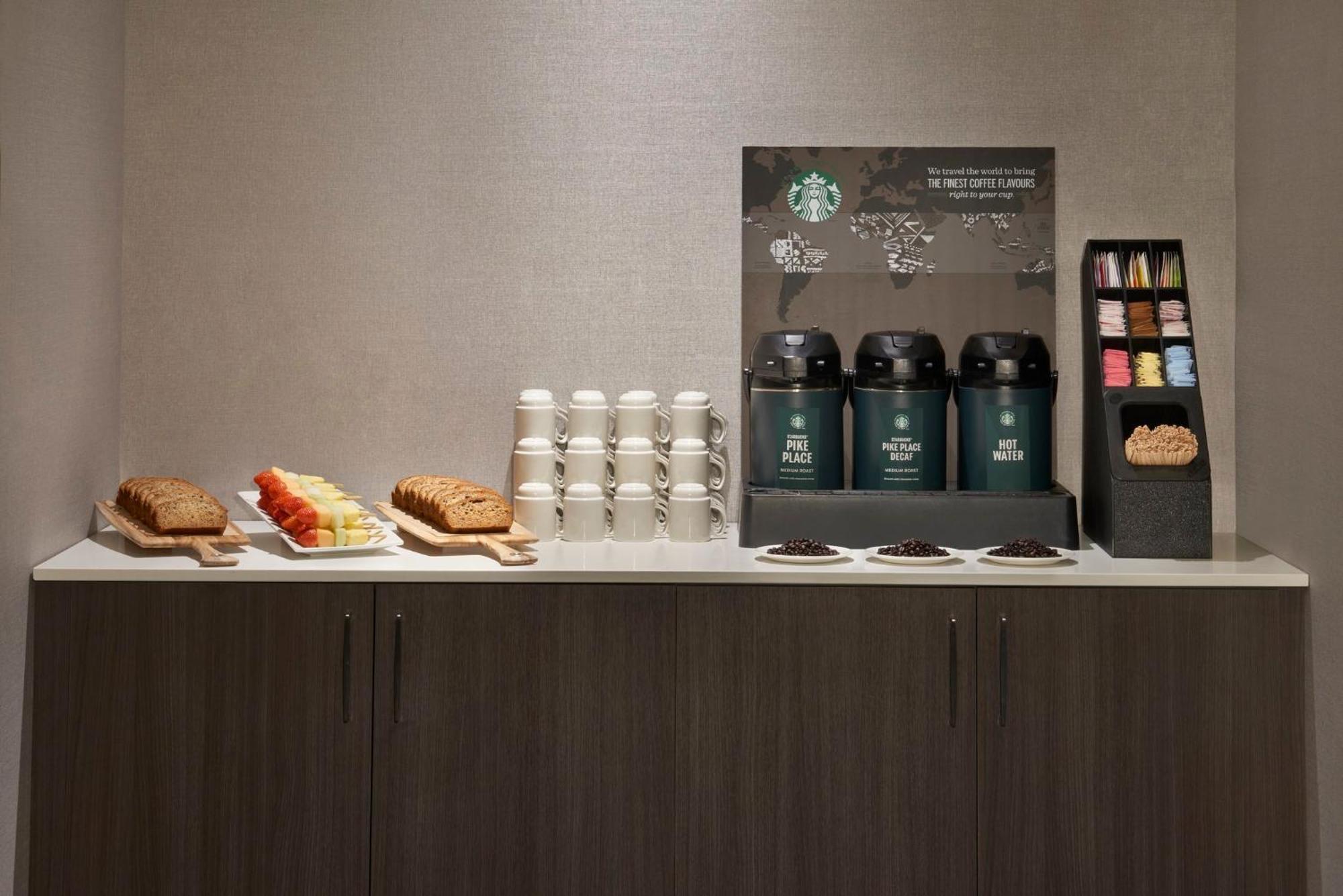 Courtyard By Marriott Downtown Hotel 3*