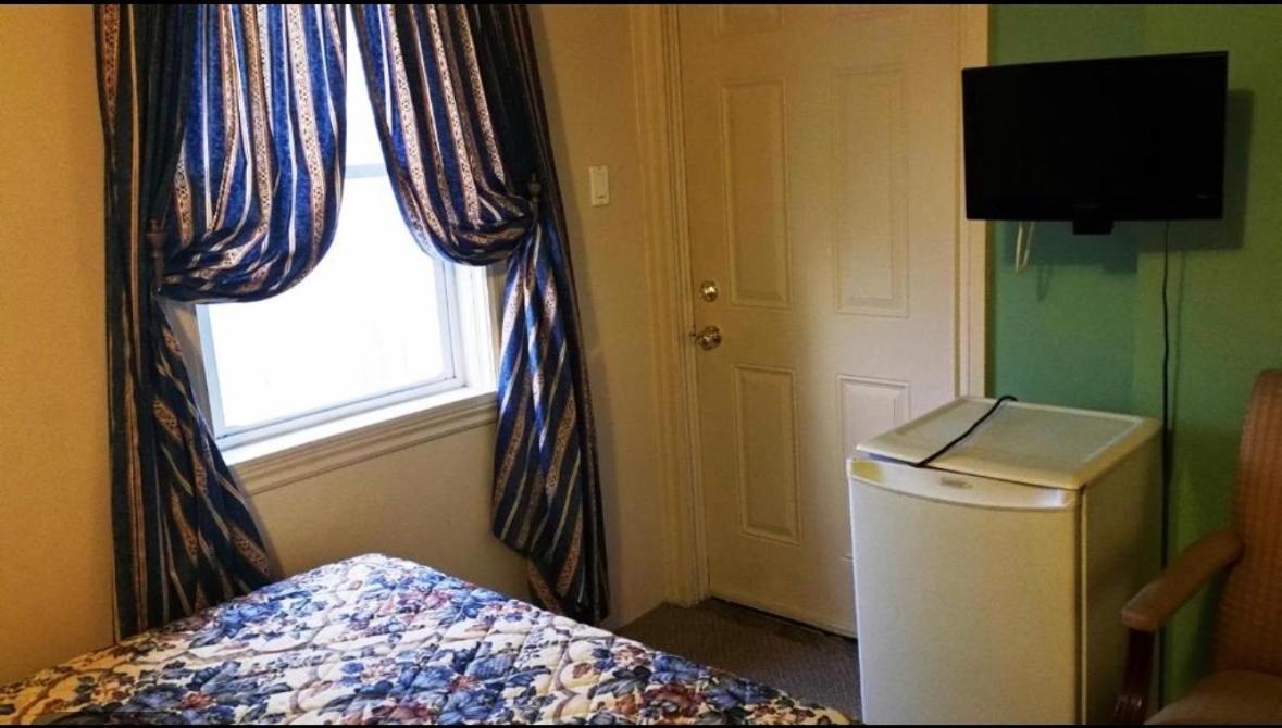 Bed & Breakfast A Voyageur's Ottawa