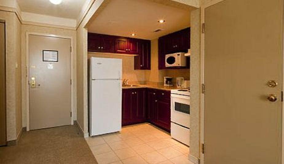Hotel & Ottawa-downtown
