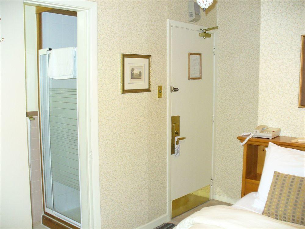 Bed & Breakfast Albert House Ottawa