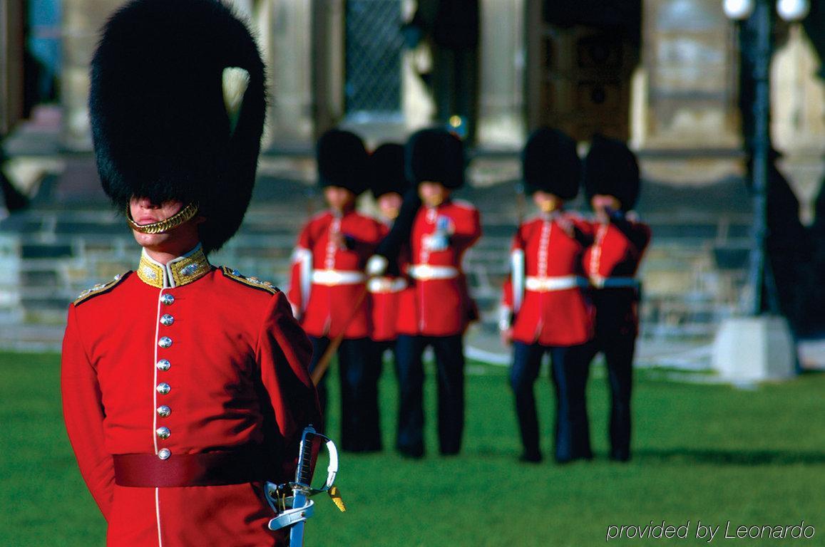 Cartier Place Hotel 3*