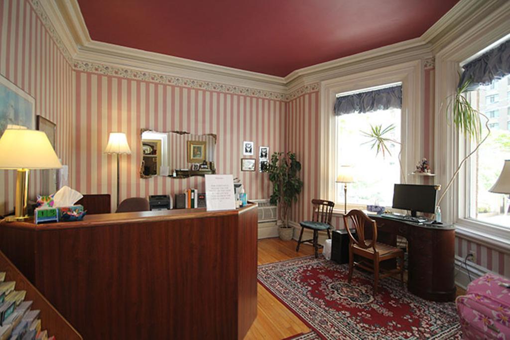 Bed & Breakfast Albert House