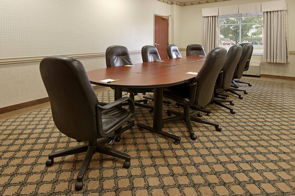 Hotel Days By Wyndham Airport Ottawa