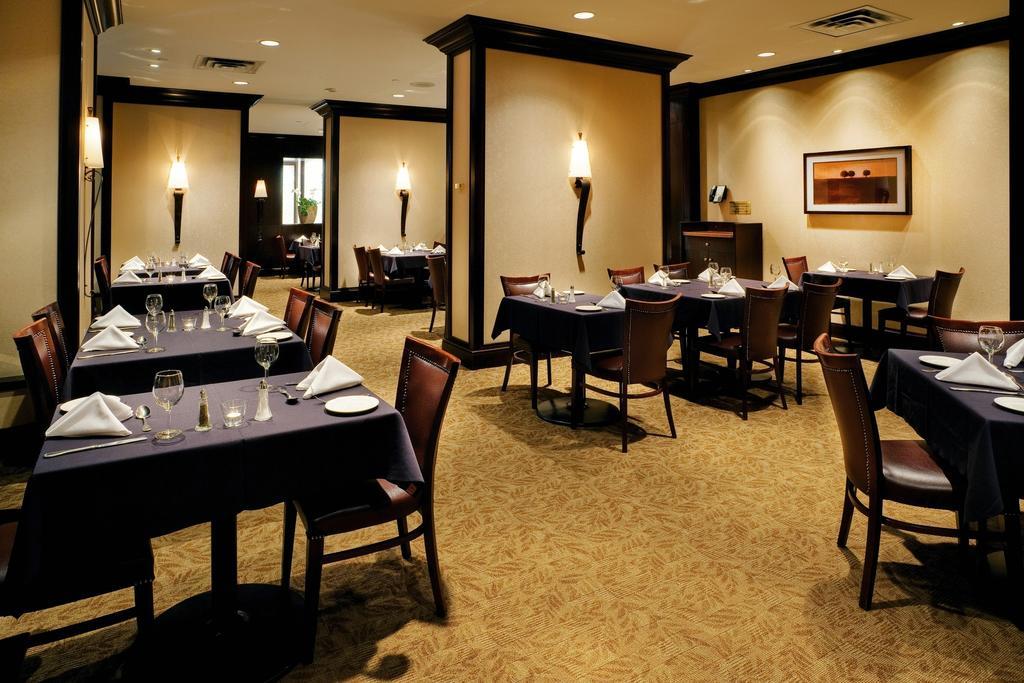 Hotel & Ottawa-downtown Ottawa