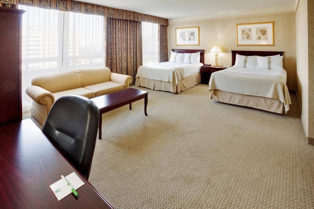 Hotel & Ottawa-downtown Ottawa