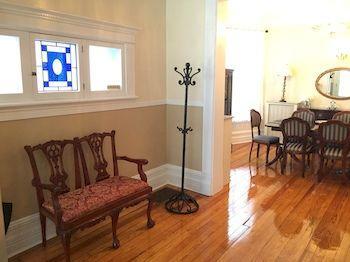 Bed & Breakfast The Century House Ottawa