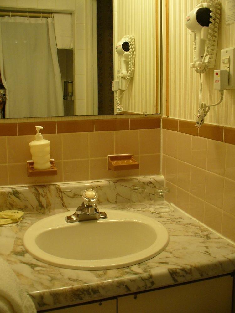 Albert House Bed & Breakfast