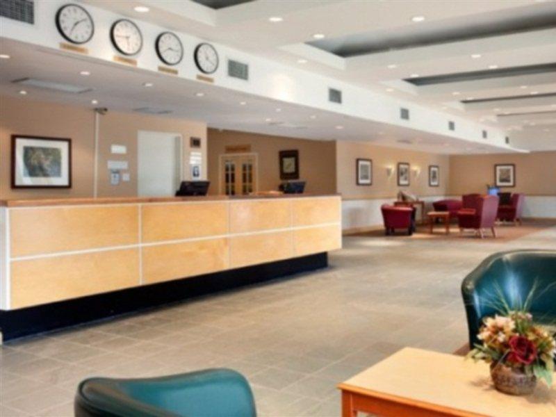 Hotel Travelodge By Wyndham West