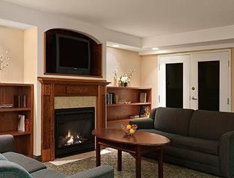 Travelodge By Wyndham West