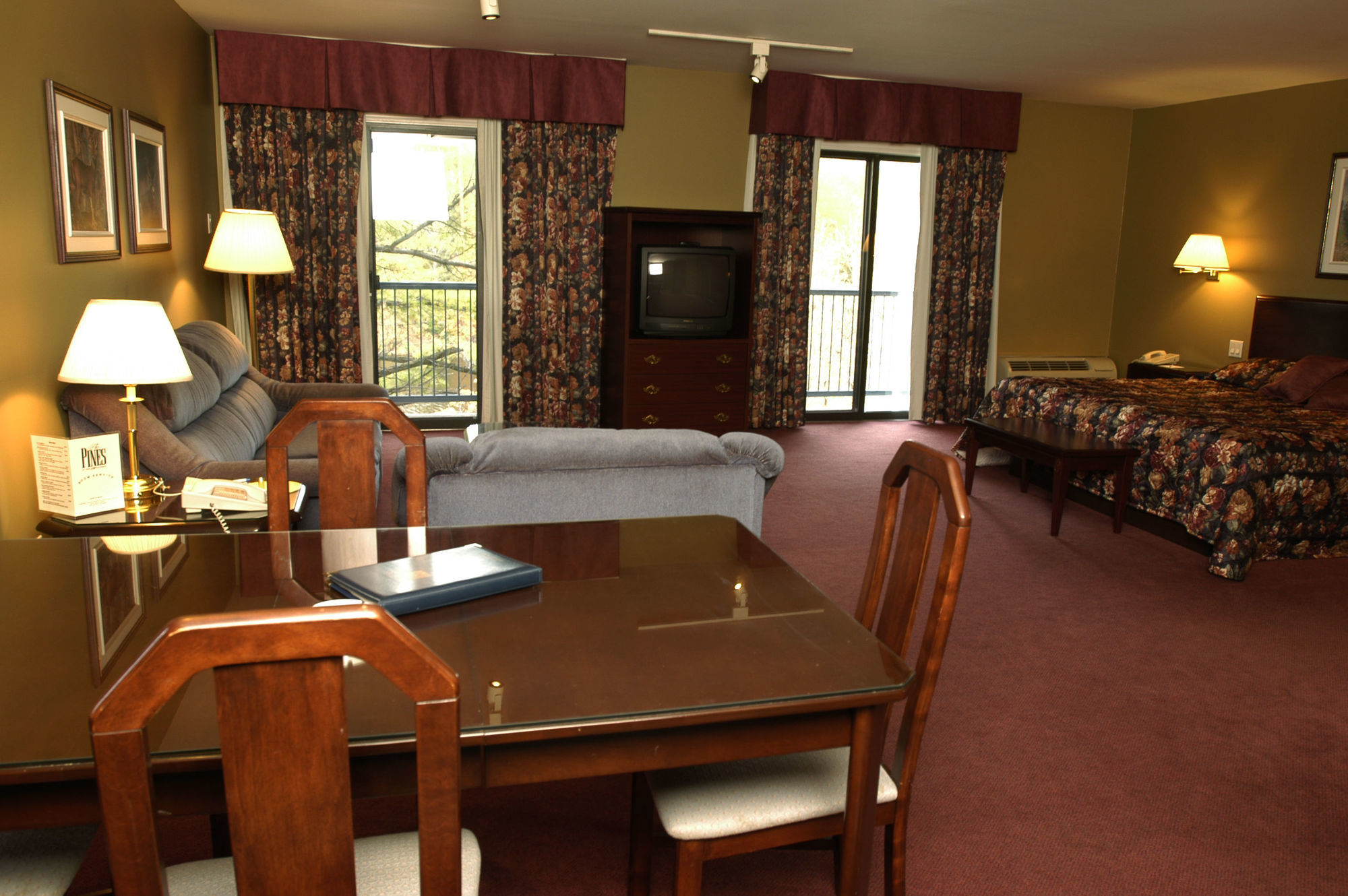 Hotel Ramada By Wyndham On The Rideau Ottawa