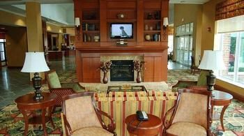 Hampton By Hilton Airport Hotel 3*