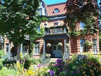 King Edward Bed & Breakfast 2*