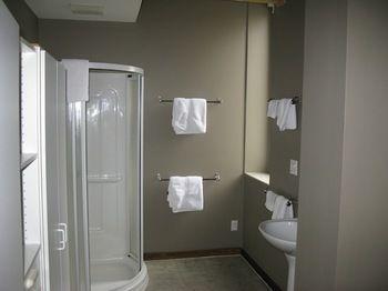 Benner's 3* Ottawa