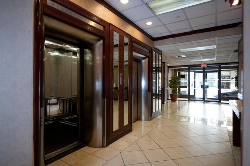 Capital Hill & 3* Ottawa