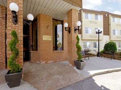 Hotel Travelodge By Wyndham East 3*