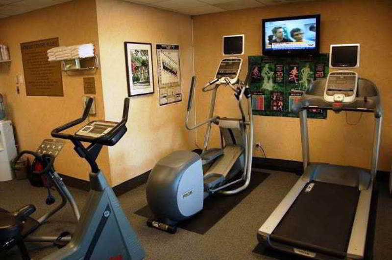 Hampton By Hilton 3*