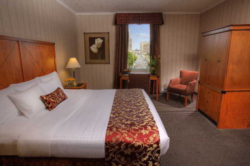 Lord Elgin Hotel 4*
