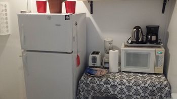 Adib - 362 Friel St, Unit 2 Apartment Ottawa