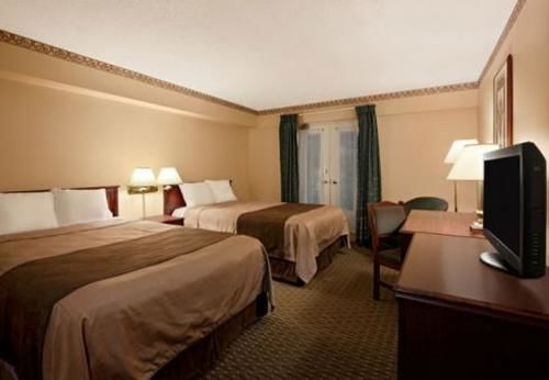 Hotel Travelodge By Wyndham West