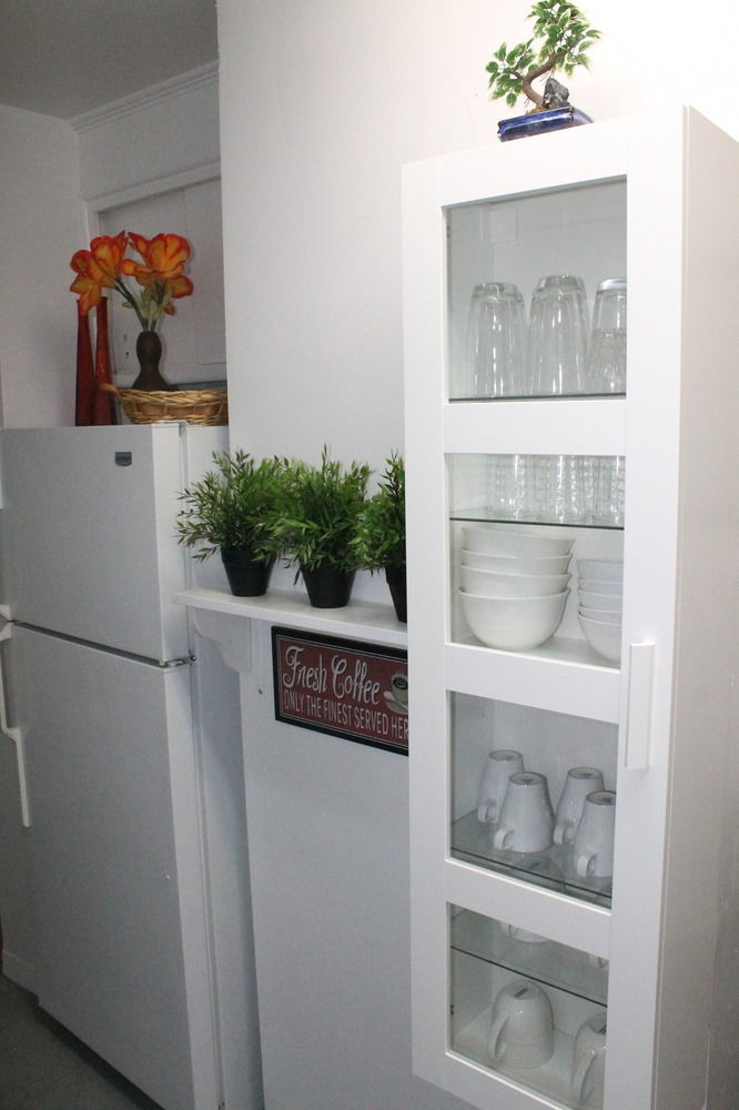Apartment Adib - 1689 Baseline Rd