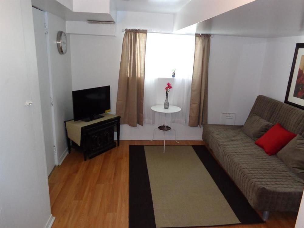 Apartment Adib - 1689 Baseline Rd