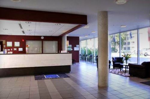 Aparthotel & Conference Centre - Downtown