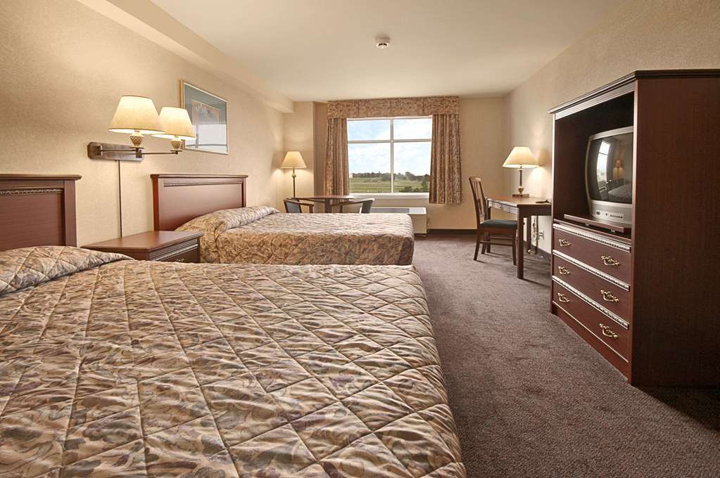 Days By Wyndham Airport