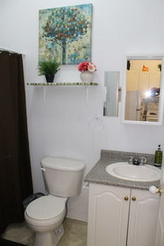 Adib - 362 Friel St, Unit 2 Apartment *