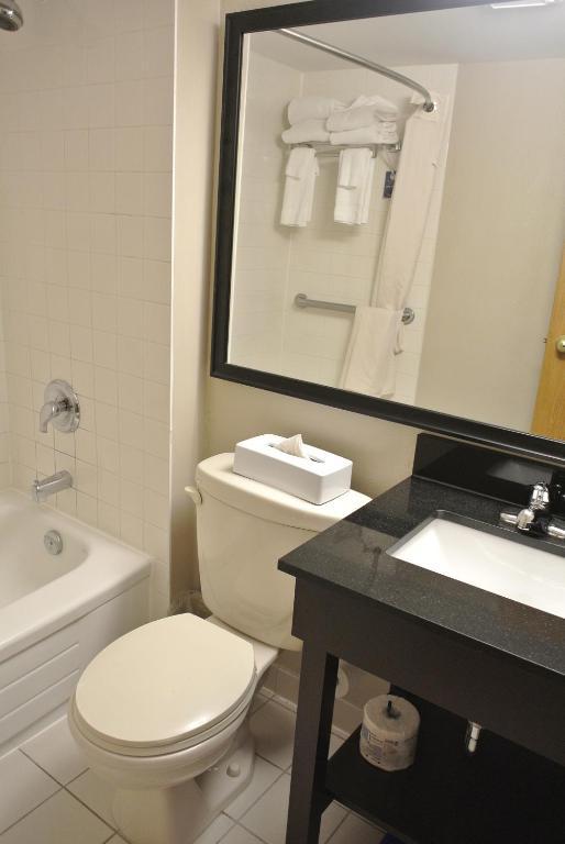 Hotel Travelodge By Wyndham East 3*