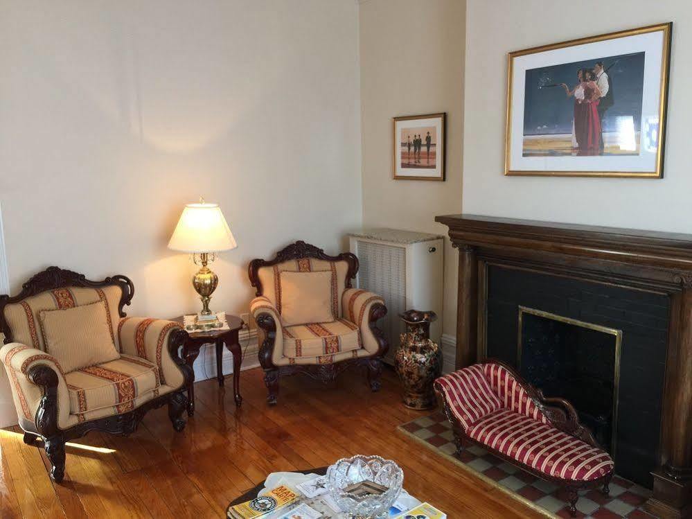 The Century House 3* Ottawa
