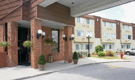 Travelodge By Wyndham East