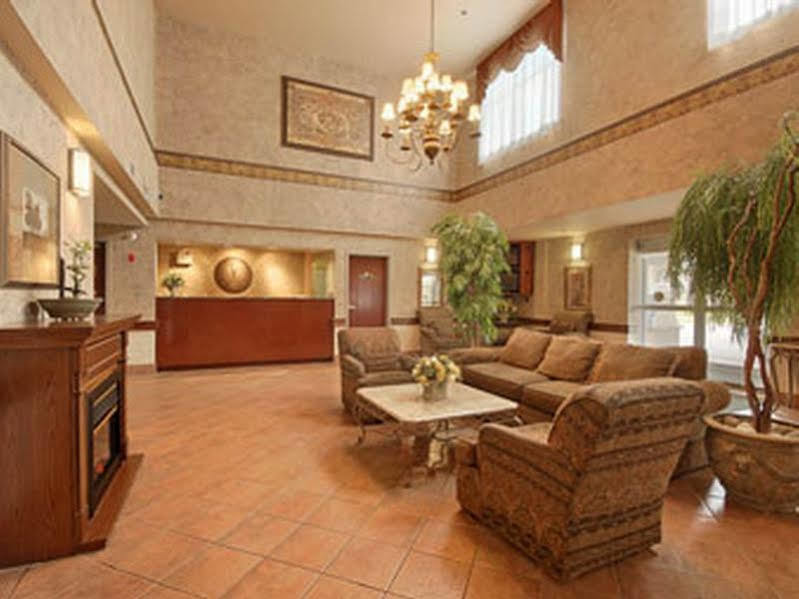 Hotel Days By Wyndham Airport 3*