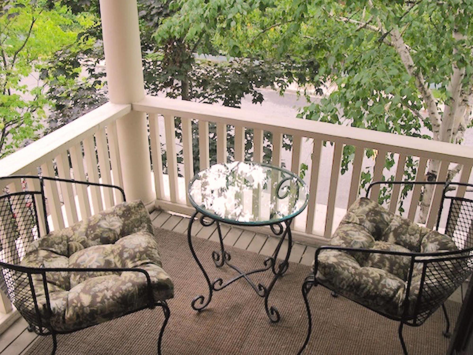 Bed & Breakfast Benner's 3*