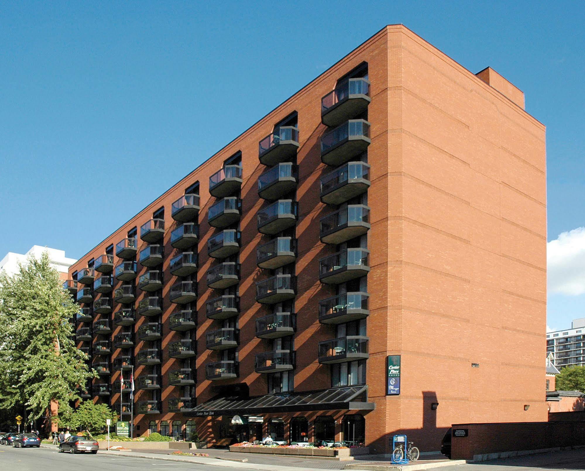 Cartier Place Hotel