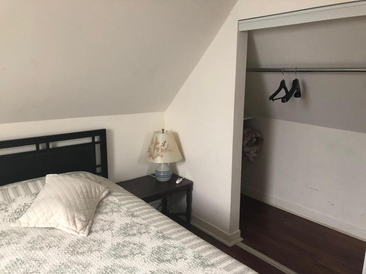 Ambassador Bed & Breakfast