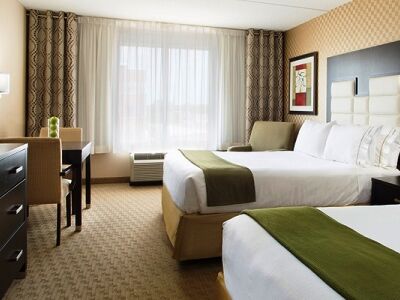 Express & West - Nepean By Ihg Hotel 2*