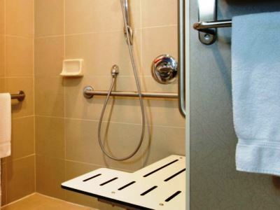 Express & West - Nepean By Ihg 2*