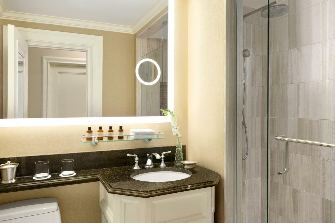 Fairmont Chateau Laurier Gold Experience Hotel 5*