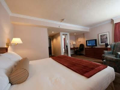 Hotel Capital Hill & 3*