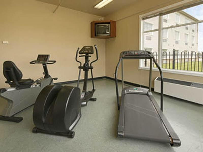 Days By Wyndham Airport Hotel 3*