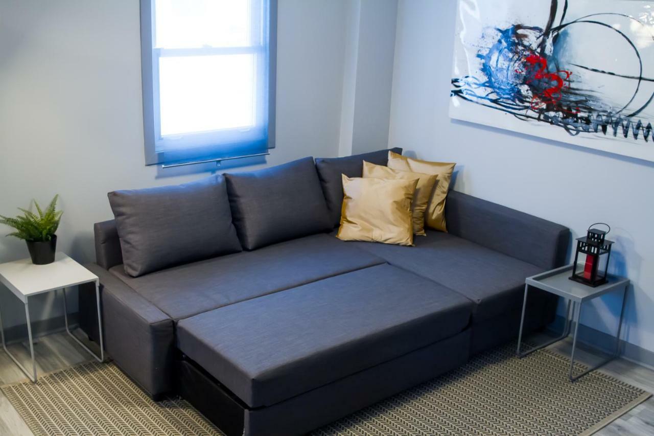 Cozy Two Bedroom Home-free Parking *