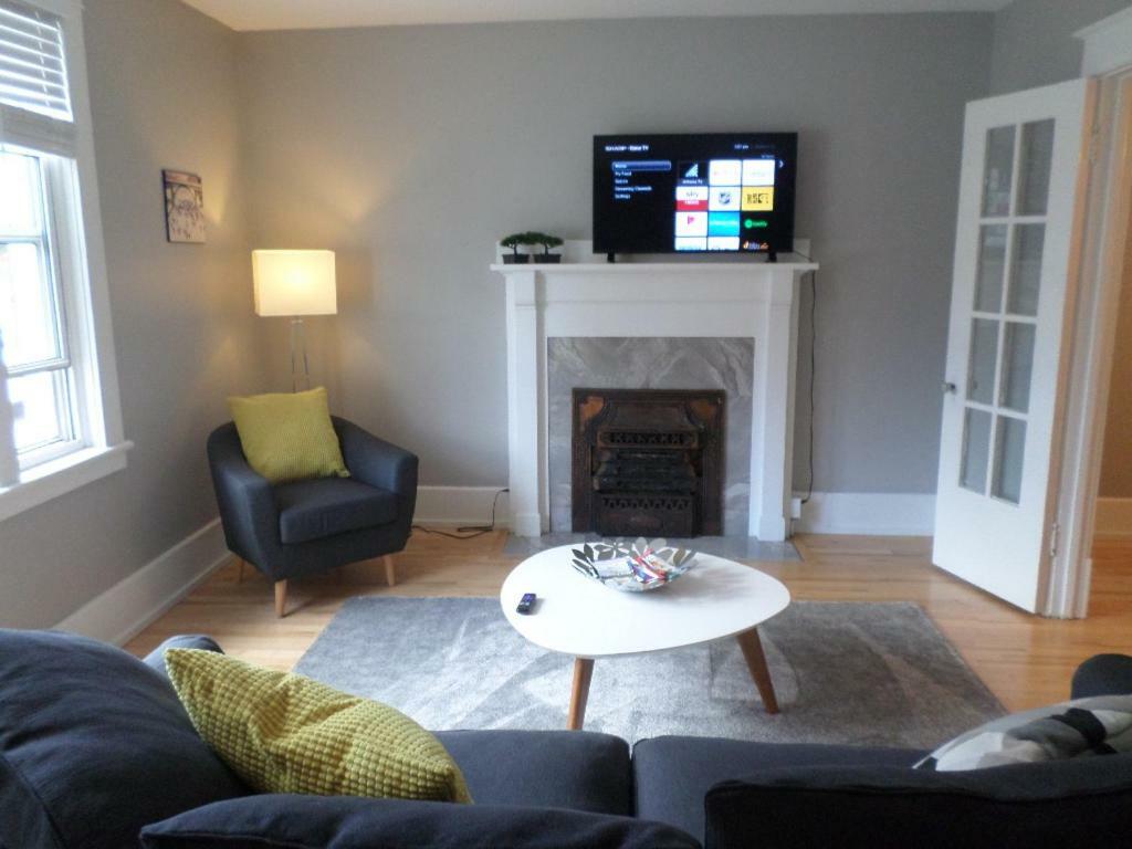 Beautiful, Clean, Quiet 2 Br-in Downtown Ottawa. Parking, Wifi And Netflix Included