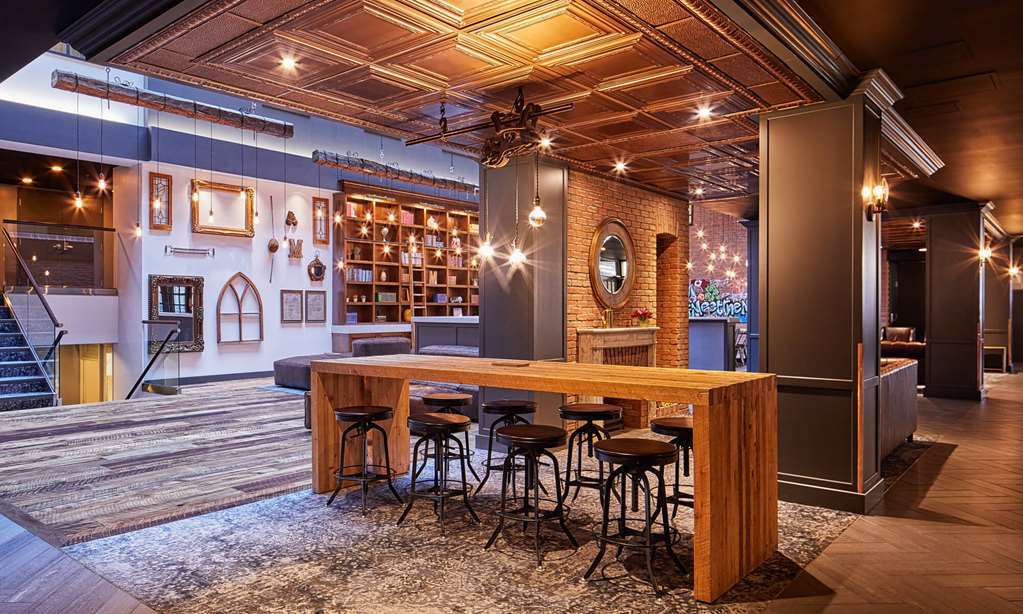 Hotel Metcalfe By Gray Collection