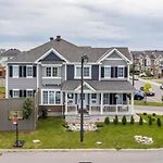 Beautiful Unit In Nepean Ottawa