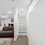 Modern 3Br Suites