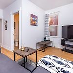 Pet-Friendly Apartment - Steps To Rideau Centre