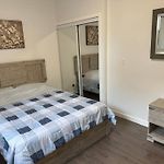 New, Private Stay Downtown Ottawa - Minimum 30 Day Stay